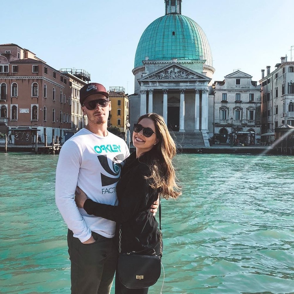 Meet your Posher, Danielle